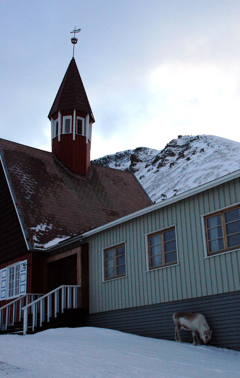 06a kyrkan svalbard
